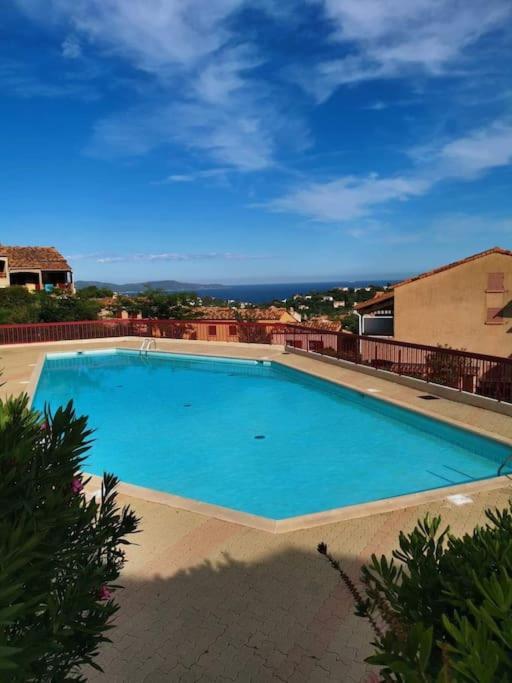 Terrasse De 30M2 Vue Mer Panoramique 1 Chambre Apartment กาวาแลร์-ซูร์-แมร์ ภายนอก รูปภาพ